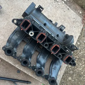 BMW E90 320D inlet manifold - Image 4