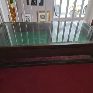 Glass top display table - Image 3