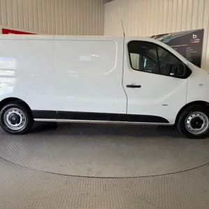 2016 Vauxhall Vivaro 2900 1.6 CDTI 115PS H1 Panel Van Diesel Manual - Image 6