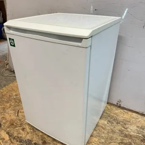 Undercounter fridge freezer - Image 2