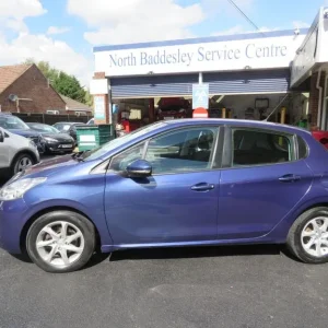2015 Peugeot 208 1.4 HDi Active 5-door Hatchback Diesel Manual - Image 8