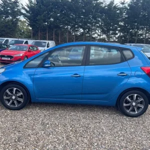 2017 Hyundai Ix20 1.4 Blue Drive SE Nav 5dr MPV PETROL Manual - Image 2