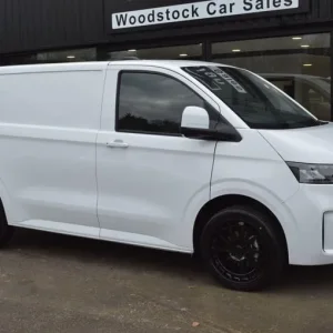 Volkswagen Transporter 2.0 TDI T32 Commerce Plus FWD SWB Euro 6 (s/s) 5dr Diesel Manual - Image 6