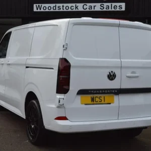 Volkswagen Transporter 2.0 TDI T32 Commerce Plus FWD SWB Euro 6 (s/s) 5dr Diesel Manual - Image 8
