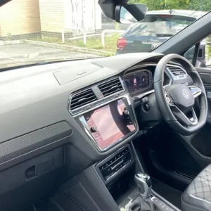 2023 Volkswagen Tiguan 1.4 TSI eHybrid R-Line 5dr DSG Estate - Image 2