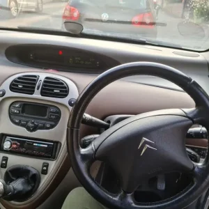 Citroen Xsara Picasso MPV 2007 manual 1.6 diesel - Image 8