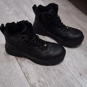 Leather Heavy Duty Boots Size 8