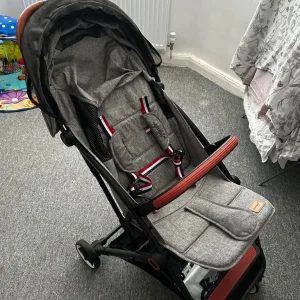 Costway stroller - Image 2