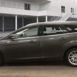 2017 Ford Focus 1.0 EcoBoost 125 Zetec Edition 5dr Estate Petrol Manual - Image 8