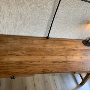 Mango Wood Desk in Great Condition - Image 3