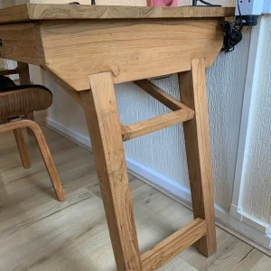 Mango Wood Desk in Great Condition - Image 6