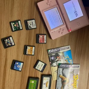 Nintendo DS Lite with games and new battery - Image 2