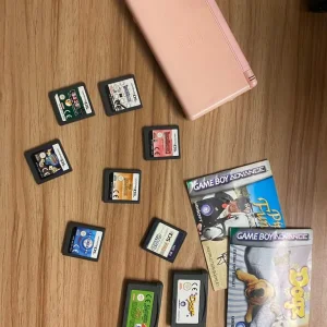 Nintendo DS Lite with games and new battery