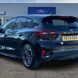 2024 Ford Focus 1.0 EcoBoost Hybrid ST-Line X 5-door - Image 2