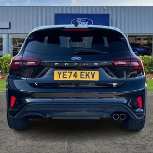2024 Ford Focus 1.0 EcoBoost Hybrid ST-Line X 5-door - Image 7