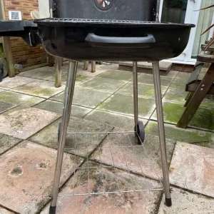 Uniflame charcoal barbecue - Image 5