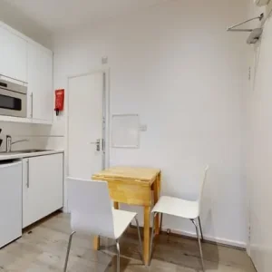 Studio flat in Wheathampstead, St Albans - Image 3