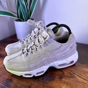 Nike Air Max 95 Premium Light Pumice Unisex Size 5 - Image 3