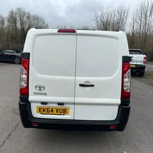 2014 Toyota ProAce 2.0 HDi Diesel Panel Van - Image 5