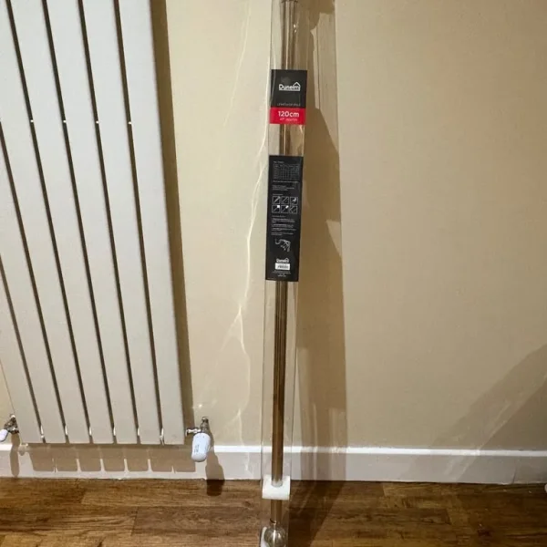 Silver Metal Curtain Pole 120cm with Eyelets and Finials