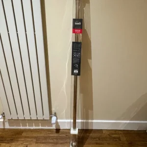 Silver Metal Curtain Pole 120cm with Eyelets and Finials