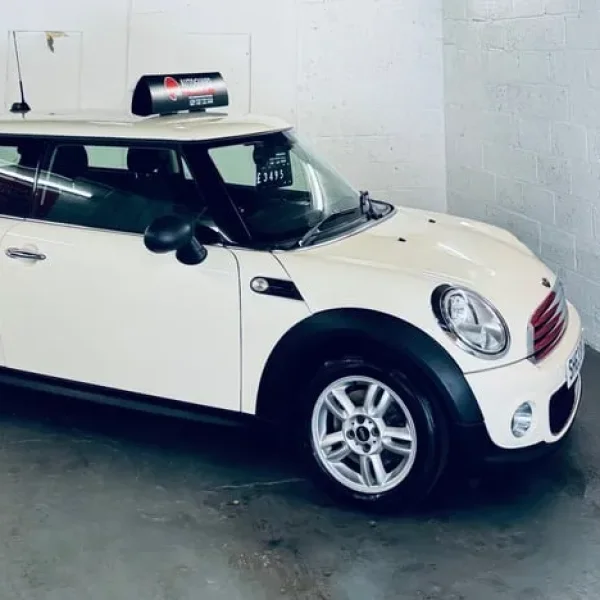 2013 MINI Hatch 1.6 One 3dr HATCHBACK Petrol Manual
