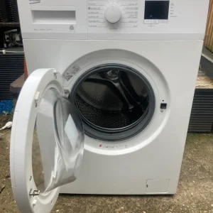 Beko 8kg washing machine like new - Image 3