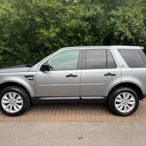 2013 Land Rover Freelander 2 Diesel SUV - Image 2
