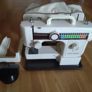 Home Sewing Machine - Image 2