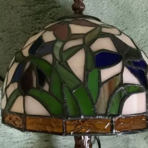 TIFFANY STYLE TABLE LAMP - Image 3