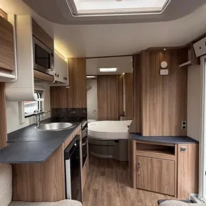 2022 Swift Sprite Major 4 SB with Fixed Bed and End Washroom - Image 6