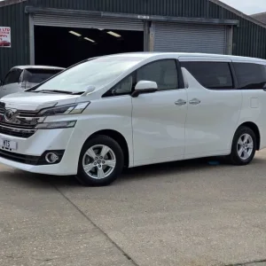 2017 Toyota Vellfire 8-seater - Image 3
