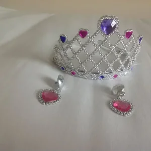 Headbands, sunglasses, and play tiara - Image 6