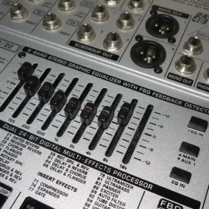 Behringer SL2442FX-PRO 24-channel mixer with FX - Image 2