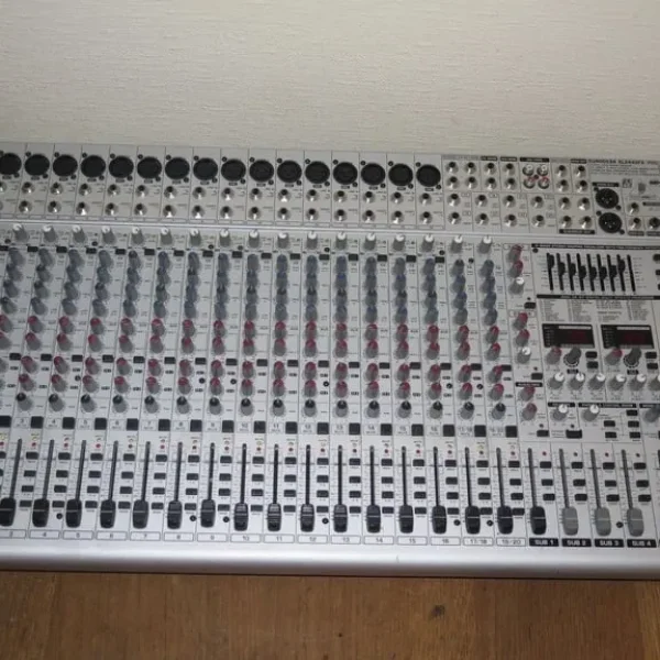 Behringer SL2442FX-PRO 24-channel mixer with FX