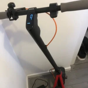 Nine bolt electric scooter
