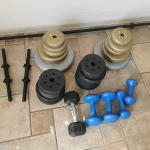 Weight set with dumbbells and barbell - Image 3