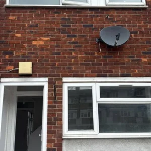 2-bedroom maisonette with balcony - Image 3