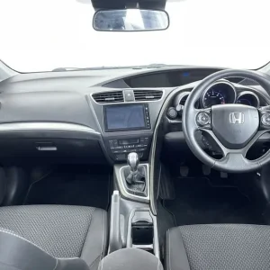 2015 Honda Civic 1.8 i-VTEC SE Plus Hatchback - Image 8