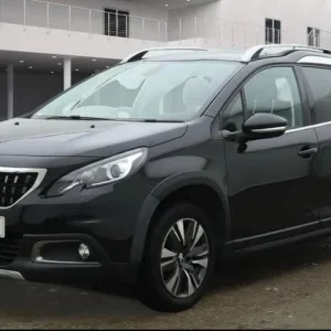 PEUGEOT 2008 1.2 PureTech Allure Premium 5-door