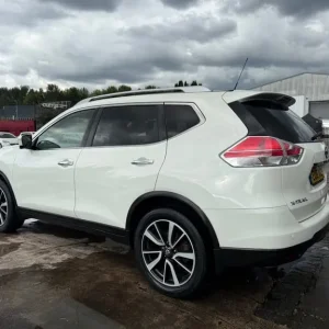 2016 Nissan X-Trail 1.6 dCi Tekna Estate - Image 5
