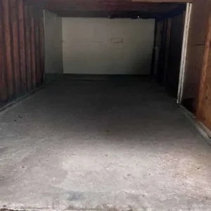 Garage in Emersons-green, South Gloucestershire - Image 3