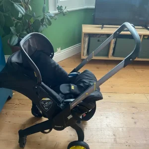 Doona Newborn hybrid stroller / car seat - Image 2