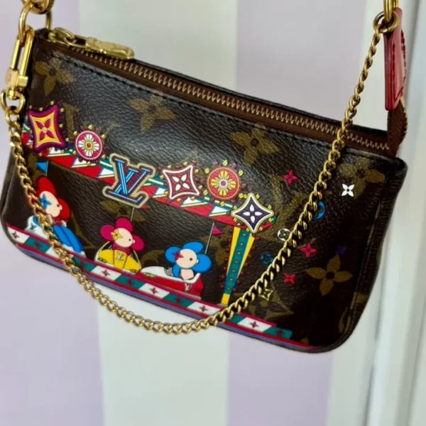 Louis Vuitton mini pochette animation set