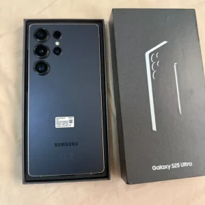 Samsung Galaxy S25 Ultra - 256GB - Phantom Black - Image 2