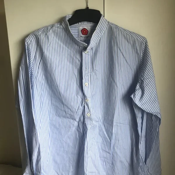 Mens medium shirt