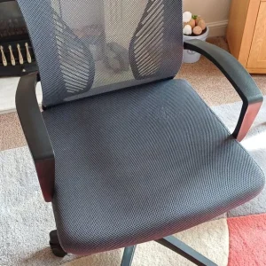 Office chair, still works well - Image 3