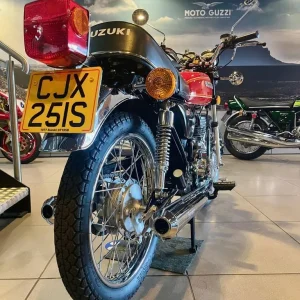SUZUKI GT 185 1977 RESTORED TO HIGH CONDITION WITH ELECTRIC START - Image 5