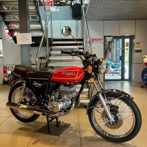 SUZUKI GT 185 1977 RESTORED TO HIGH CONDITION WITH ELECTRIC START