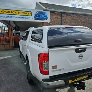 2020 Nissan Navara DCI TEKNA 4x4 Automatic with 7 service records - Image 4